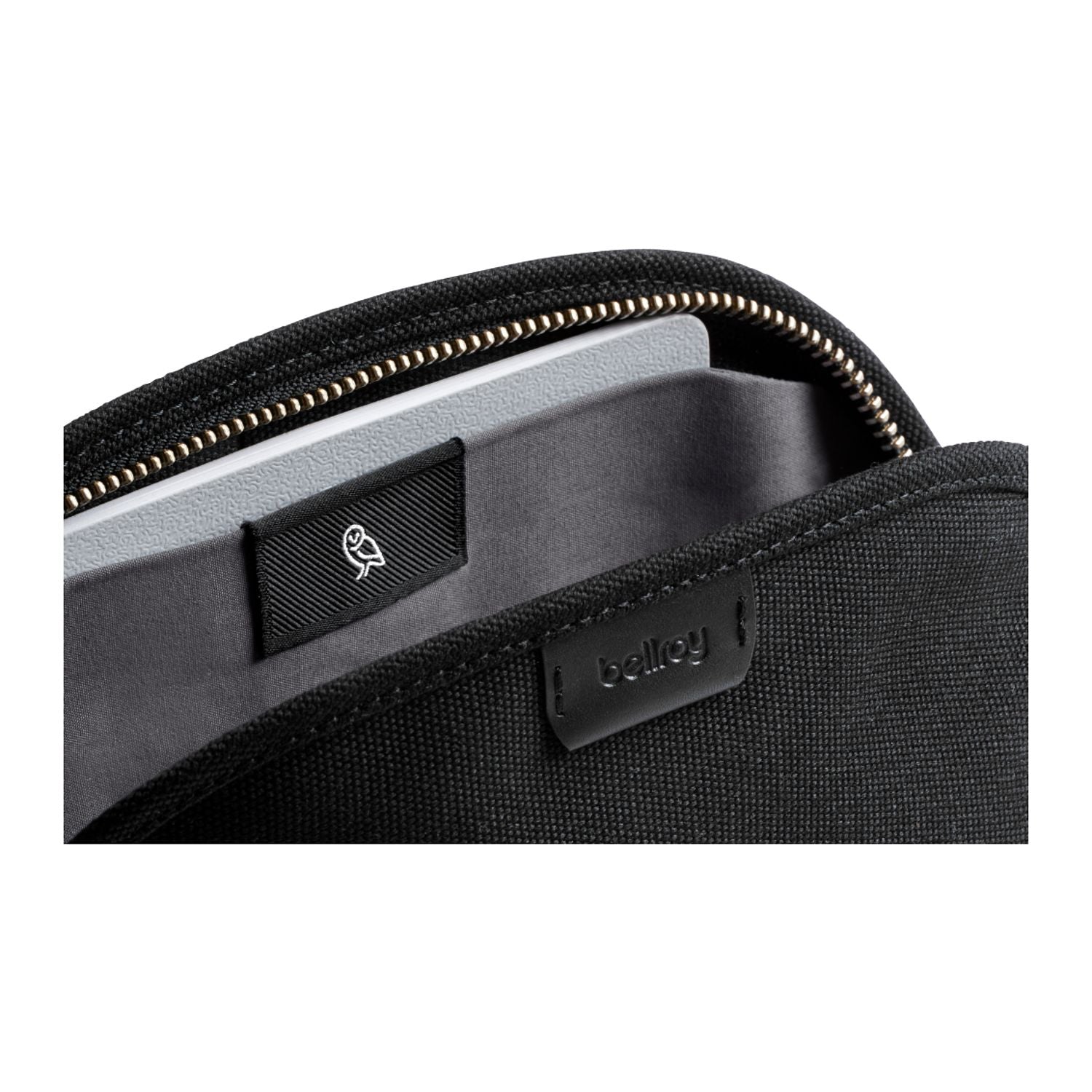 Bellroy Classic Pouch